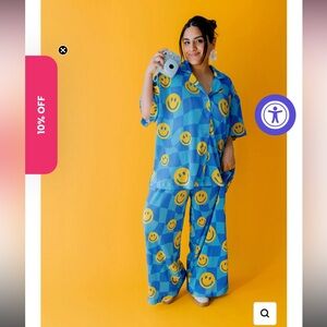 Shop taby smile set